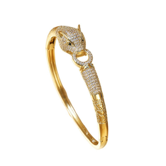 Fierce Elegance: Micro Set Zircon Leopard Bracelet for the Bold Woman