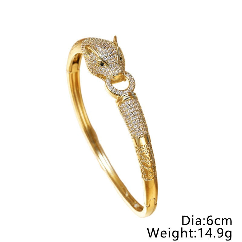 Fierce Elegance: Micro Set Zircon Leopard Bracelet for the Bold Woman